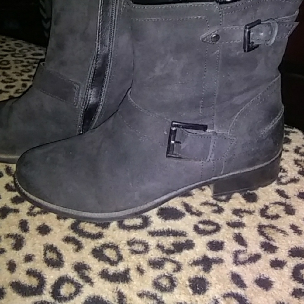 Clark's biker boots